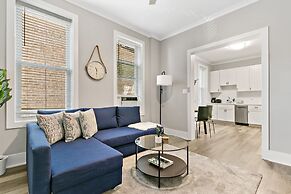 Comfy & Stylish 2BR 1BA in West Town