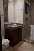 NEW - 2BR Cozy Apartment PARAMAR