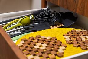 NEW - 2BR Cozy Apartment PARAMAR