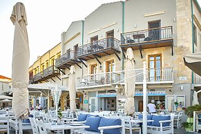 VISTA DEL PORTO LUXURY SUITES