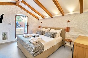 VISTA DEL PORTO LUXURY SUITES