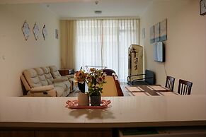 Mirdif Hills Apartaments