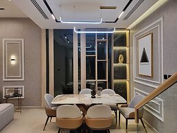 Mirdif Hills Apartaments