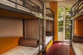 Auberge de Jeunesse HI Nice - Les Camélias