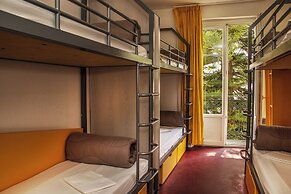 Auberge de Jeunesse HI Nice - Les Camélias