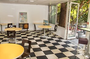 Auberge de Jeunesse HI Nice - Les Camélias