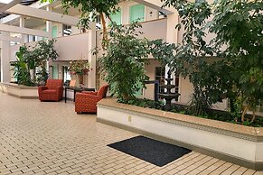 Greeneville Inn and Suites
