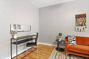 Cozy Modern 1BR Apt in Boystown