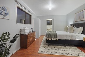 Tranquil Sunset Retreat - Spa - Netflix