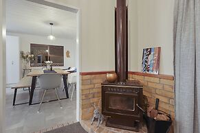 Tranquil Sunset Retreat - Spa - Netflix