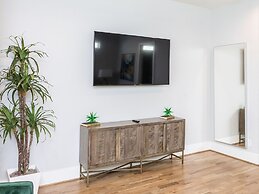 Stylish Luxury Downtown Home