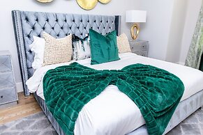 Stylish Luxury Downtown Home