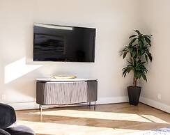 Stylish Luxury Downtown Home