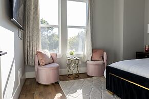 Stylish Luxury Downtown Home