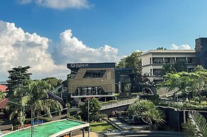 Griya Persada Convention Hotel & Resort