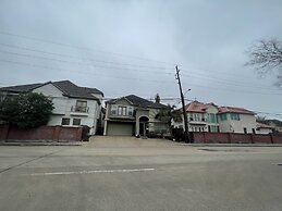 TUSCAN VILLA