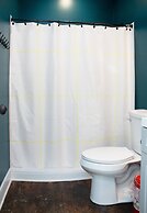 Bischoff Inn - Former 1870 Furniture Factory Now 5 Room Boutique Hotel