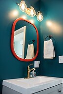Bischoff Inn - Former 1870 Furniture Factory Now 5 Room Boutique Hotel