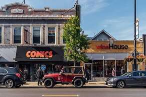 Newly Decorated 1BR 1BA Apt in Lake View