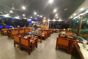 Hotel Forest View and Restaurant