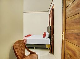 OYO Homes 91101 Homesstay Desa Wisata Marinsow Near Gereja Pantekosta 