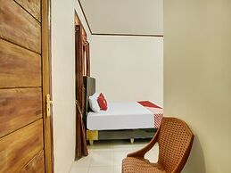 OYO Homes 91101 Homesstay Desa Wisata Marinsow Near Gereja Pantekosta 