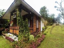 OYO Homes 91101 Homesstay Desa Wisata Marinsow Near Gereja Pantekosta 