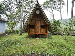 OYO Homes 91103 Syariah Desa Wisata Lembah Gunung Tumpeng