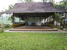 OYO Homes 91103 Syariah Desa Wisata Lembah Gunung Tumpeng