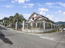 OYO Homes 91103 Syariah Desa Wisata Lembah Gunung Tumpeng