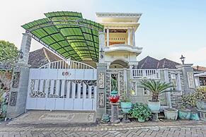 OYO Homes 91142 Desa Wisata Alam Gosari (wagos)