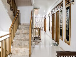 OYO Life 91994 Sawerigading Jatinangor Syariah