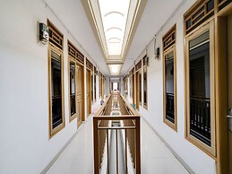 OYO Life 91994 Sawerigading Jatinangor Syariah