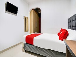 OYO Life 91994 Sawerigading Jatinangor Syariah