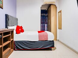 OYO Life 91994 Sawerigading Jatinangor Syariah