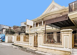 OYO Life 91994 Sawerigading Jatinangor Syariah