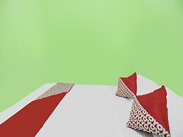 OYO 91882 Bilqis Homestay NearThe Hot River, Dog Run