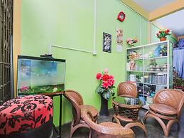 OYO 91882 Bilqis Homestay NearThe Hot River, Dog Run