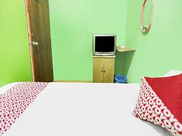 OYO 91882 Bilqis Homestay NearThe Hot River, Dog Run