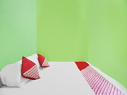 OYO 91882 Bilqis Homestay NearThe Hot River, Dog Run