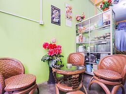 OYO 91882 Bilqis Homestay NearThe Hot River, Dog Run