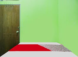 OYO 91882 Bilqis Homestay NearThe Hot River, Dog Run