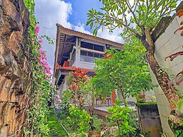 Super OYO 91870 Warna Kedaton