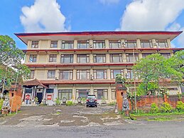 Super OYO 91870 Warna Kedaton