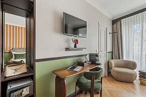 HOTEL CLERY