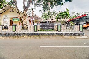 OYO Homes 91124 Desa Wisata Kaso Near Kantor Kepala Desa Kaso