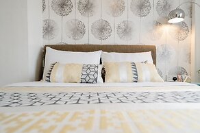 Tropical Garden Oasis