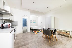 Charming Euston Apartments