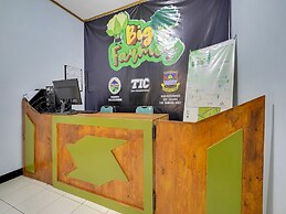 OYO Homes 91156 Eco Tourism Big Farmer Desa Kertawangi Syariah