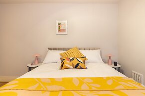 Mornington Crescent Apartments